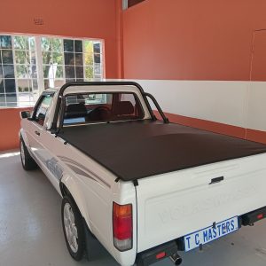 VW Caddy Clip on tonneau cover
