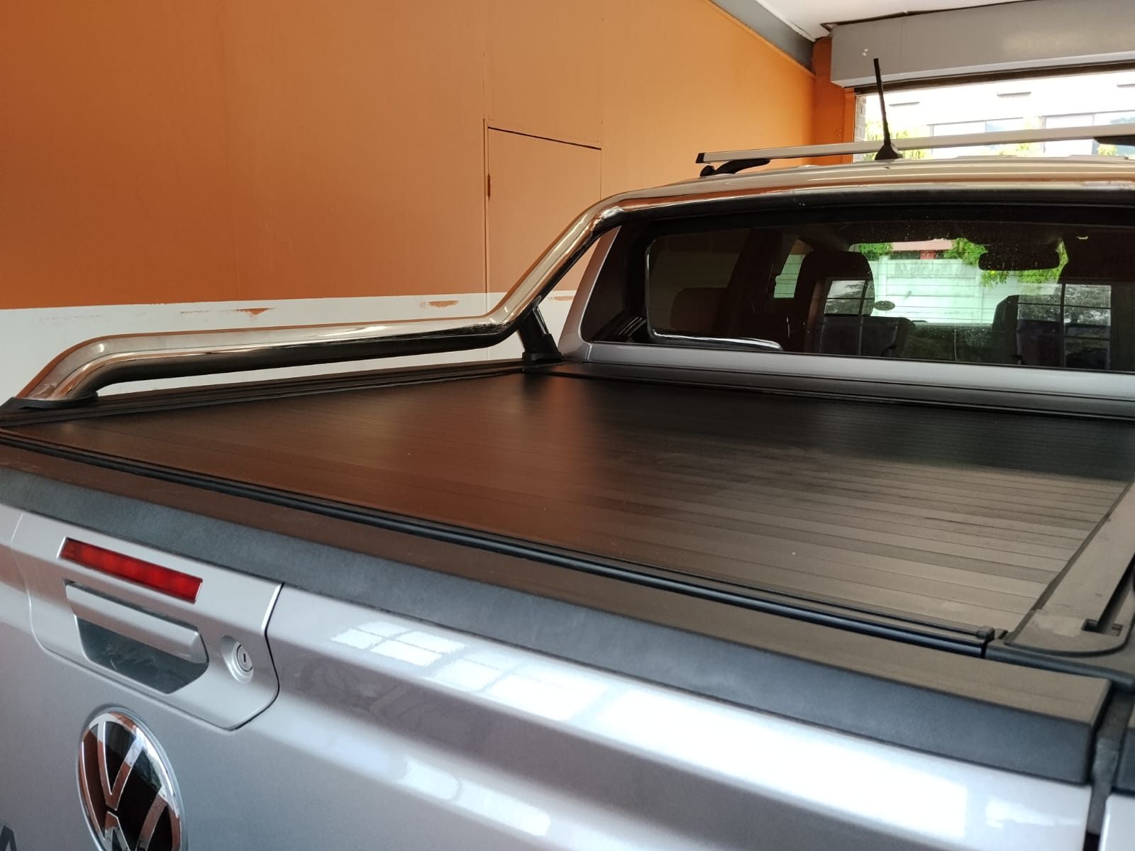 VW Amarok 2023 + Model Double Cab Roller Lid Shutter - Image 3